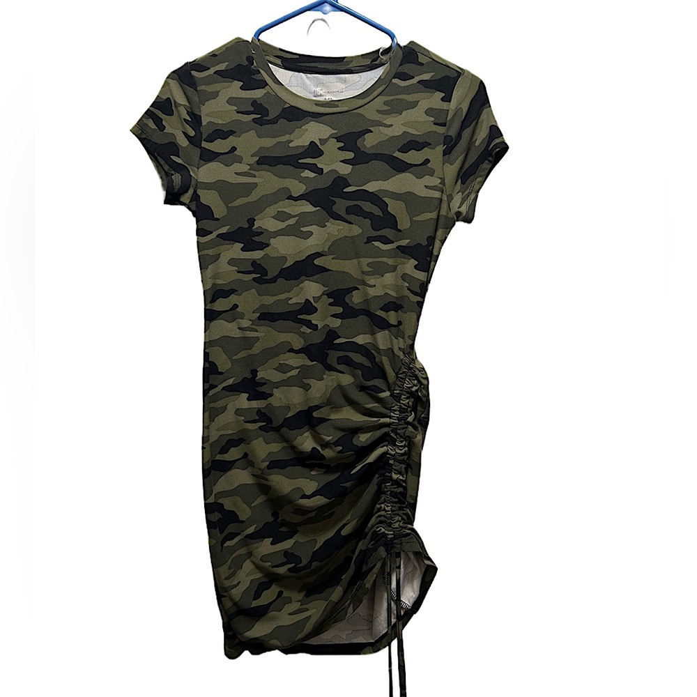 NWOT SMALL CAMO MIDI DRESS